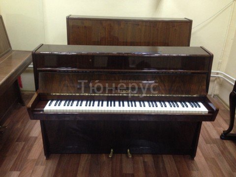 Пианино Petrof 240857