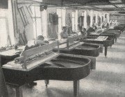 Сборка роялей и регулировка механики, 1928 год