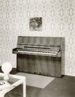 Оригинальная фотография с пленочного фотоаппарата пианино Berger 116 см., 1976 год