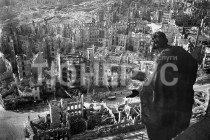 Уничтоженный Дрезден в ходе бомбардировки в 1945 году