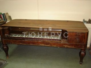 Прямоугольное пианино J. F. Schroder, сохранившееся до наших дней